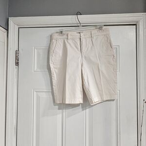 NYDJ Women's Light Cream Flat-Front Shorts